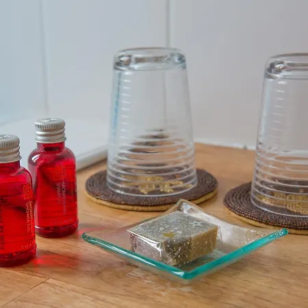 D'hotes La Maison Hippolyte Bed & Breakfast