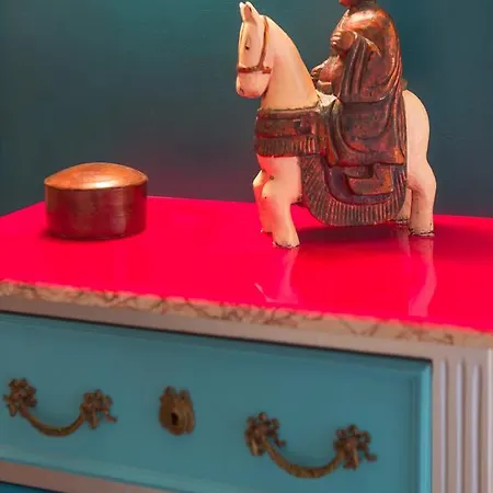 D'hotes La Maison Hippolyte Frühstückspension *